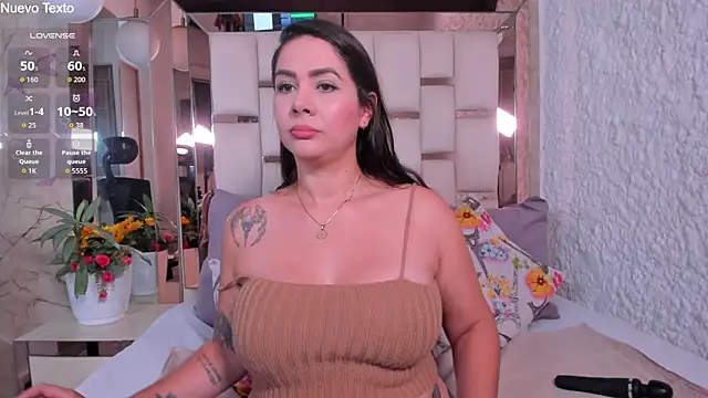 stefanyruizz online show from June 2026 05:01:02 PM