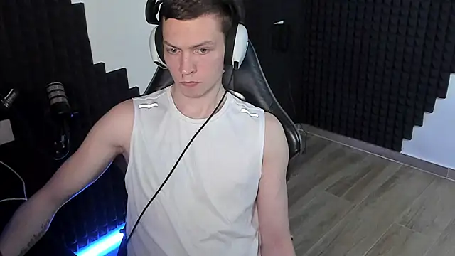 More than friend online show from May 2026 12:44:02 PM