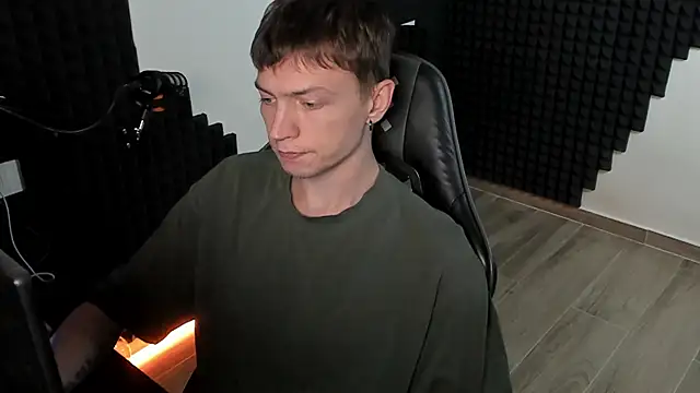 More than friend online show from July 2026 01:17:02 PM