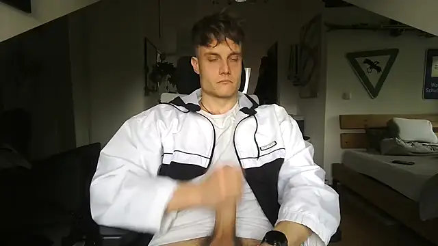 funstr1 online show from May 2026 02:35:02 PM