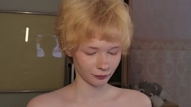 Misska kek online show from May 2026 01:28:01 PM