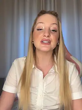 Snapshot of bethystoryof chatting on May 2026 05:10:02 PM bethystoryof online show from May 2026 05:10:02 PM