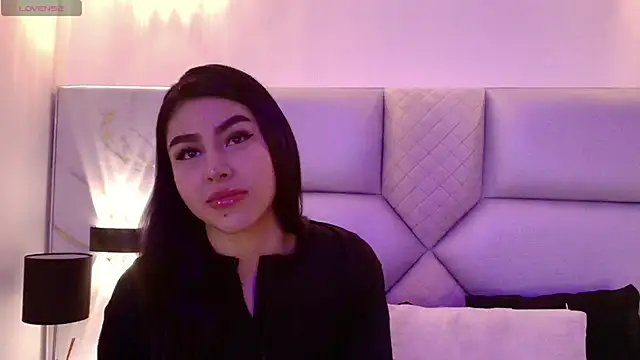 Helena Whaite online show from July 2026 02:02:02 AM
