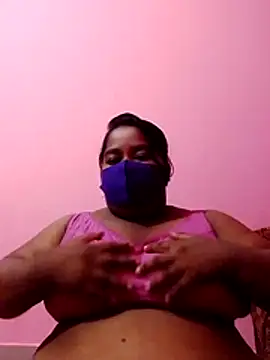 Mona Vabi online show from July 2026 04:06:01 PM