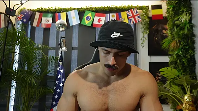 DanteSantoss online show from July 2026 10:14:02 PM