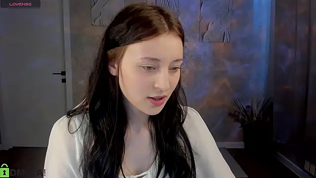 Tracey Gill online show from June 2026 09:24:01 AM