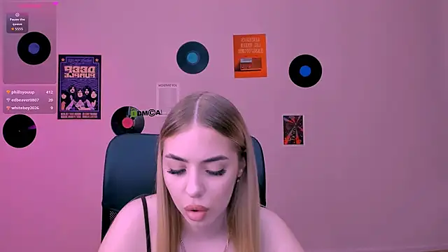Snapshot of viola_sweet_1 chatting on May 2026 11:29:01 AM viola sweet 1 online show from May 2026 11:29:01 AM