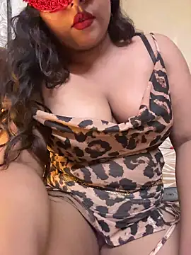 SlutrySiren online show from June 2026 06:02:01 PM