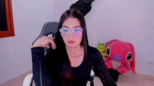 Scarleth Ferrec online show from May 2026 07:55:02 PM
