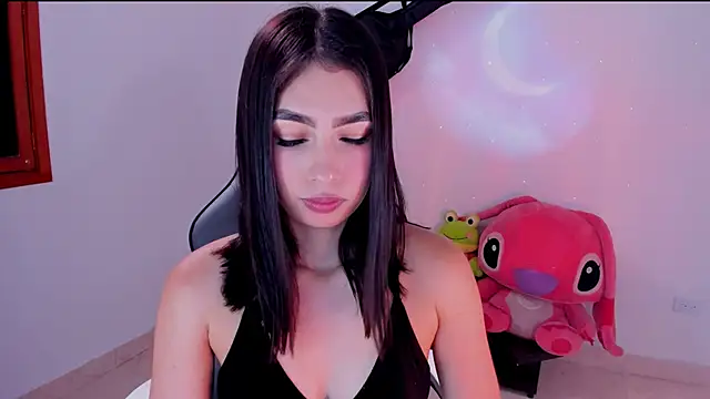 Scarleth Ferrec online show from May 2026 07:37:02 PM