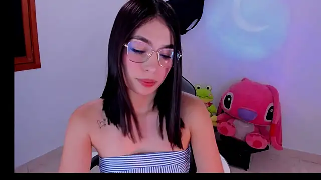 Scarleth Ferrec online show from June 2026 01:23:01 PM