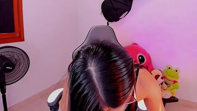 Scarleth Ferrec online show from July 2026 07:54:01 PM