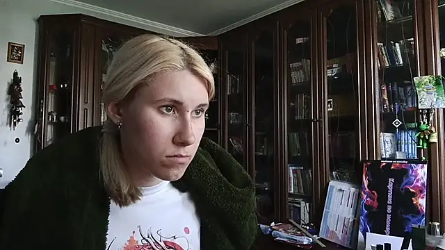 lolkabiolka online show from May 2026 10:47:01 AM