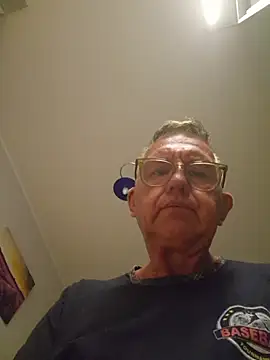 Robotnikm online show from July 2026 09:14:02 PM