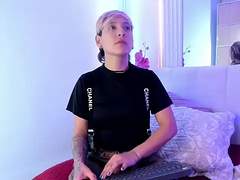 DannyRoudX online show from June 2026 03:51:02 AM