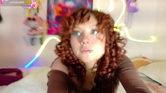 theiamoon online show from July 2026 10:45:01 PM