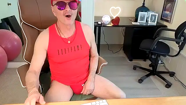 hotdadbod online show from January 2026 09:42:01 PM