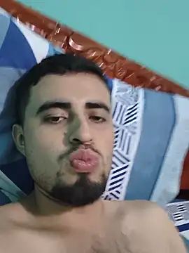 Alejo10051 online show from May 2026 03:24:02 AM