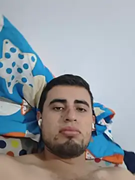 Alejo10051 online show from June 2026 08:42:02 PM