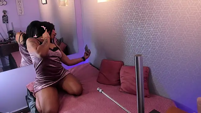 Nattasha Pink online show from June 2026 03:08:02 AM