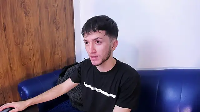 kavencastro online show from June 2026 05:03:02 AM