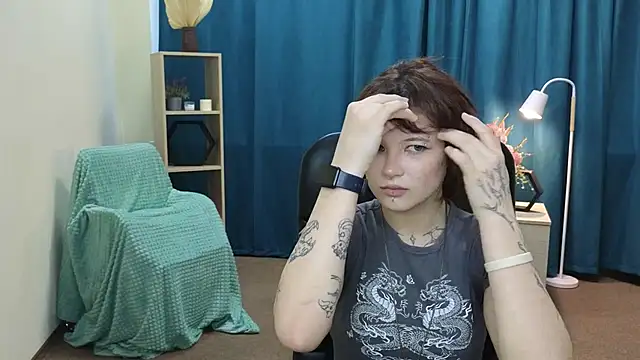 AlesiaPeasel online show from May 2026 11:31:02 AM