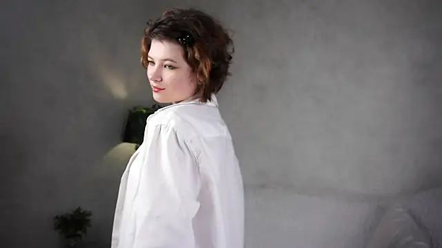 AlesiaPeasel online show from July 2026 11:18:02 PM