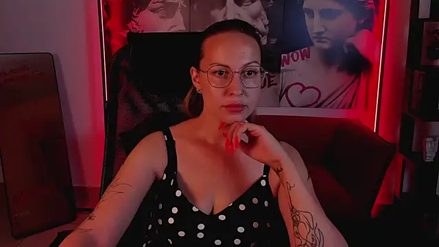 Snapshot of Charlotte_Hudson chatting on July 2026 10:24:01 AM Charlotte Hudson online show from July 2026 10:24:01 AM