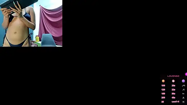 lunaasmithh online show from July 2026 11:28:01 AM