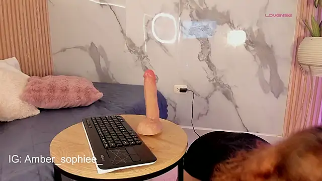 Amber sophie online show from July 2026 07:06:02 PM