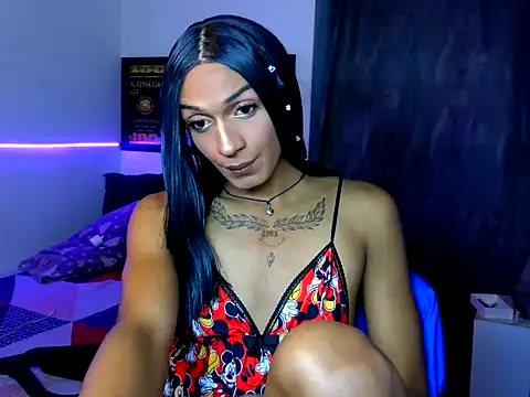 Alexxasexy online show from May 2026 07:43:02 PM
