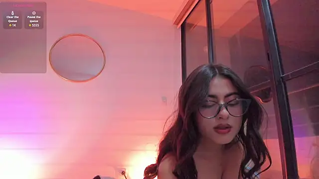 imsofia dy online show from May 2026 11:55:01 PM