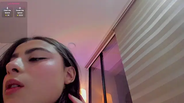 imsofia dy online show from July 2026 12:12:01 AM