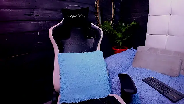Victoria kyler online show from May 2026 11:42:02 AM