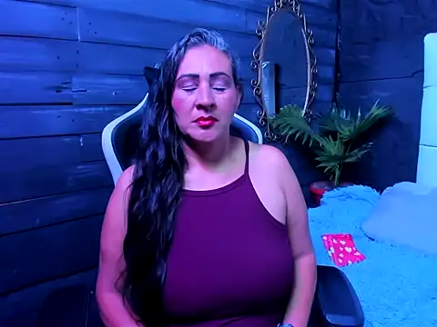 Victoria kyler online show from May 2026 08:53:01 AM