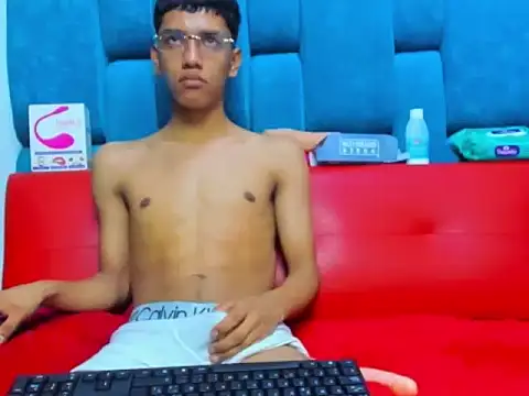 jackhornysex online show from May 2026 11:40:01 AM