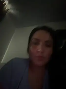 rousee69  online show from June 2026 06:44:01 PM