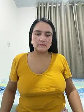 rousee69  online show from June 2026 11:53:01 PM