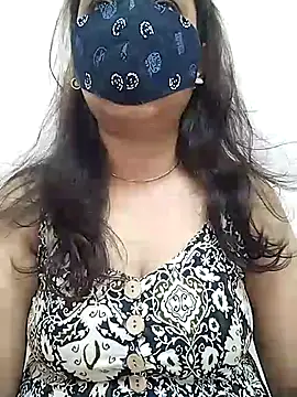 Snapshot of hot_kiran2000 chatting on May 2026 10:11:02 AM hot kiran2000 online show from May 2026 10:11:02 AM
