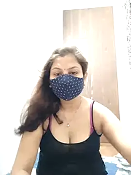 hot kiran2000 online show from July 2026 02:12:02 PM