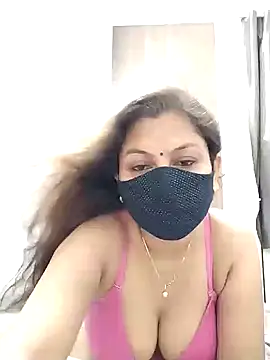 hot kiran2000 online show from July 2026 03:20:01 PM
