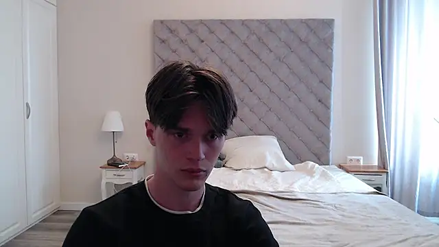 arthur   king online show from May 2026 01:09:02 PM