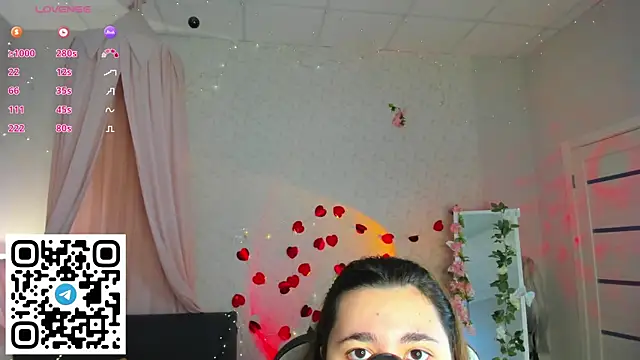 Ayleen Gece online show from June 2026 03:15:02 AM