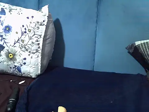 Queenleahx online show from May 2026 06:09:02 AM