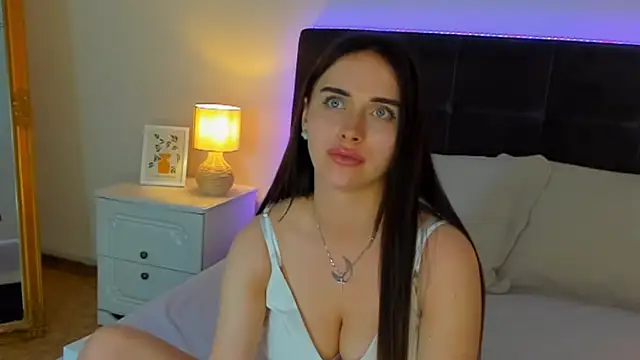 KellyWhites online show from May 2026 05:46:02 AM
