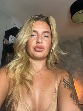 CharlottemilfUKx online show from June 2026 07:49:02 PM
