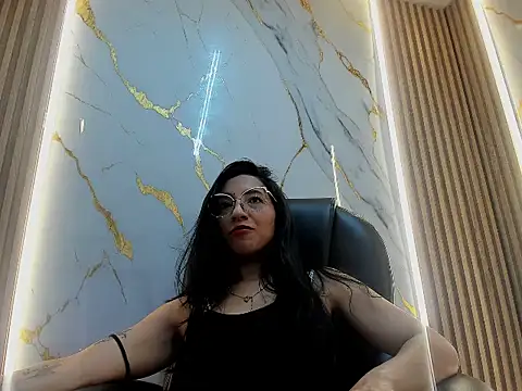 Feetfeticheh online show from June 2026 02:01:01 PM