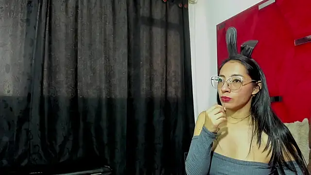 Feetfeticheh online show from July 2026 03:32:01 PM