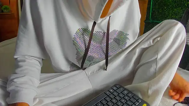 leonix love online show from June 2026 08:57:01 AM