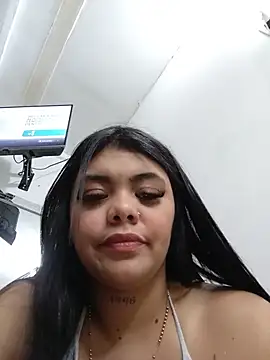 luxuryluna online show from July 2026 12:28:01 AM